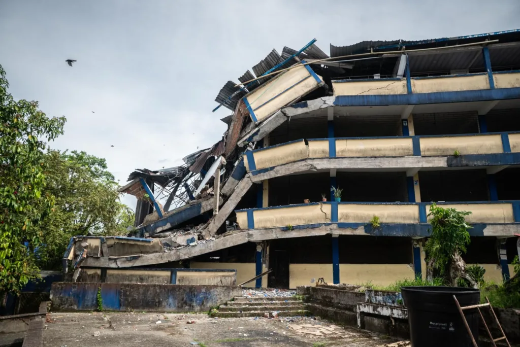 Buenaventura sin escuelas. Terremoto 2026. Ever Andrés Mercado